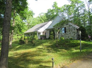 834 Larchmont Rd, Elmira, NY 14905