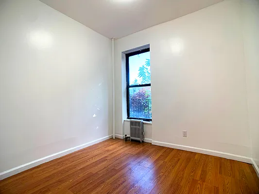 Rented by Triplemint | media 25