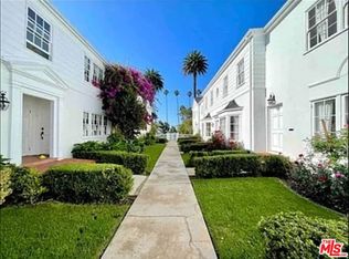 423 W Ocean Ave #5, Santa Monica, CA 90402