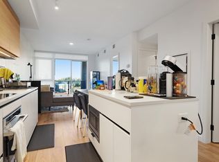 13428 105th Ave #1212, Surrey, BC