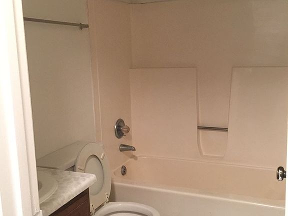5th image of 4518 Bonnell Dr NW APT A