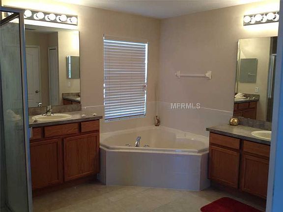 4th image of 15738 Montesino Dr