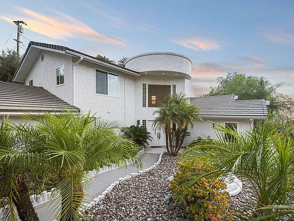 5th image of 15061 Lyons Peak Ln