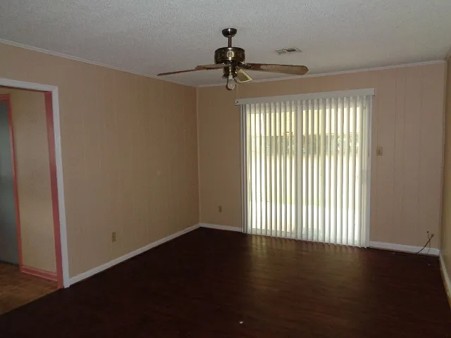 4 bed, 1504 sqft, $1,325 — Photo 3