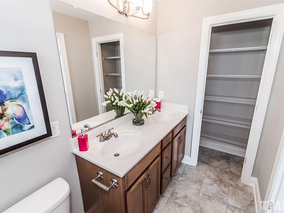 2nd image of 102 Harvest Oaks Ln Unit 76