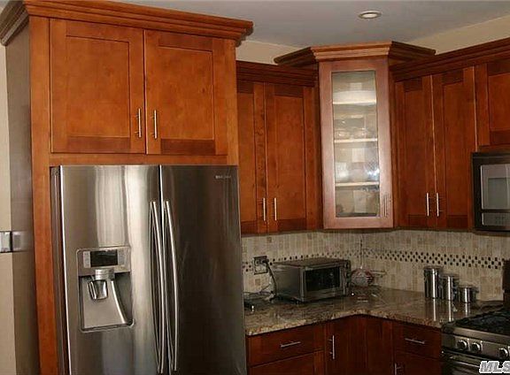 5th image of 8933 208th St