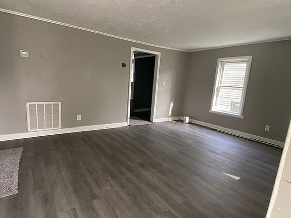 2nd image of 625 Hall St