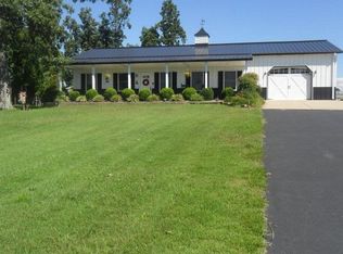 1200 McLeod Ln, Madisonville, KY 42431