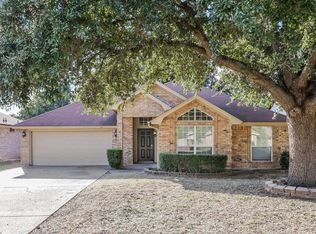 3805 Ashley Ln, Fort Worth, TX 76123