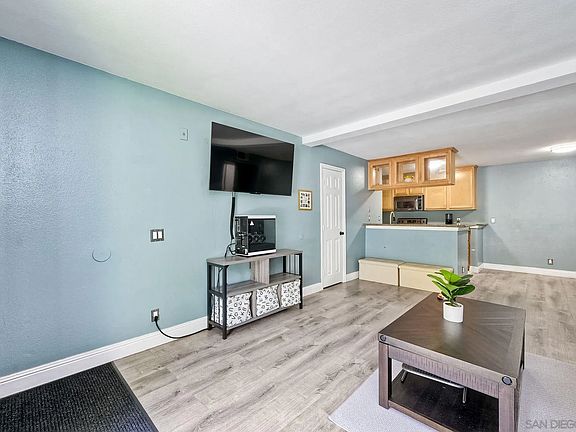5th image of 12710 Laurel St Unit 107