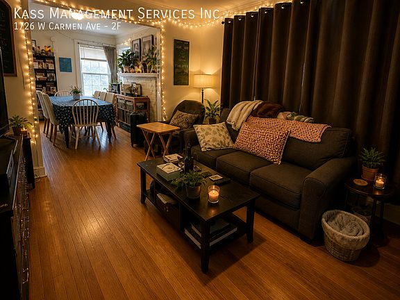 5th image of 1726 W Carmen Ave #2F