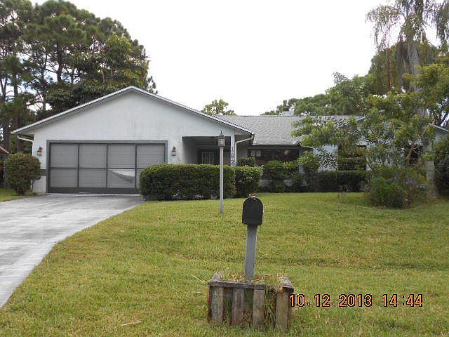 Home For Sale In Port St Lucie Section 04