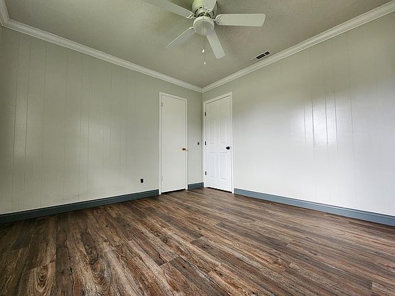5th image of 502 Perkins Dr