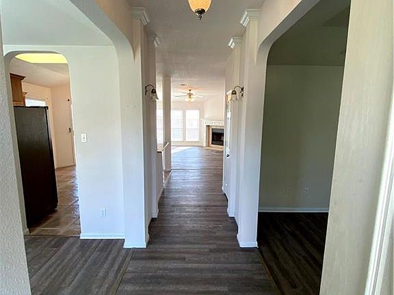 2nd image of 700 Bighorn Dr