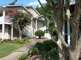 907 Berkeley Woods Dr, Duluth, GA 30096