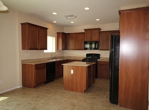 4th image of 6745 Boom Town Dr