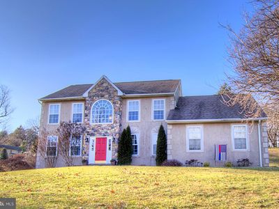 3187 Stillwood Ln, Garnet Valley, PA, 19060