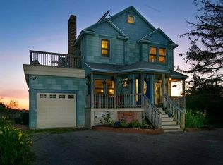 99 Saltaire Ave, Narragansett, RI 02882