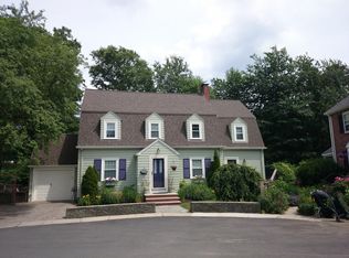 16 Greenough Cir, Brookline, MA 02445