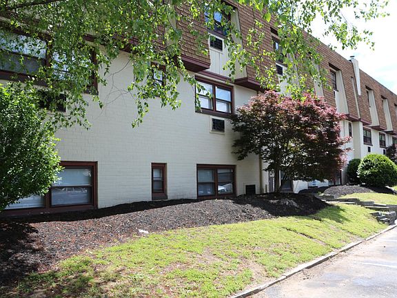 5th image of 486 S Black Horse Pike APT A7