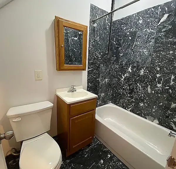 418 W 56th St #1R — Photo 13