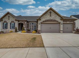 2006 Paul Renaud Blvd, Lake Saint Louis, MO 63367