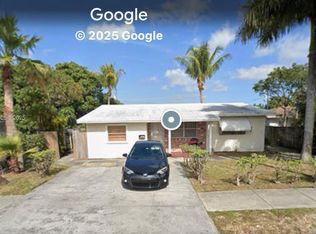 1923 Roosevelt St, Hollywood, FL 33020