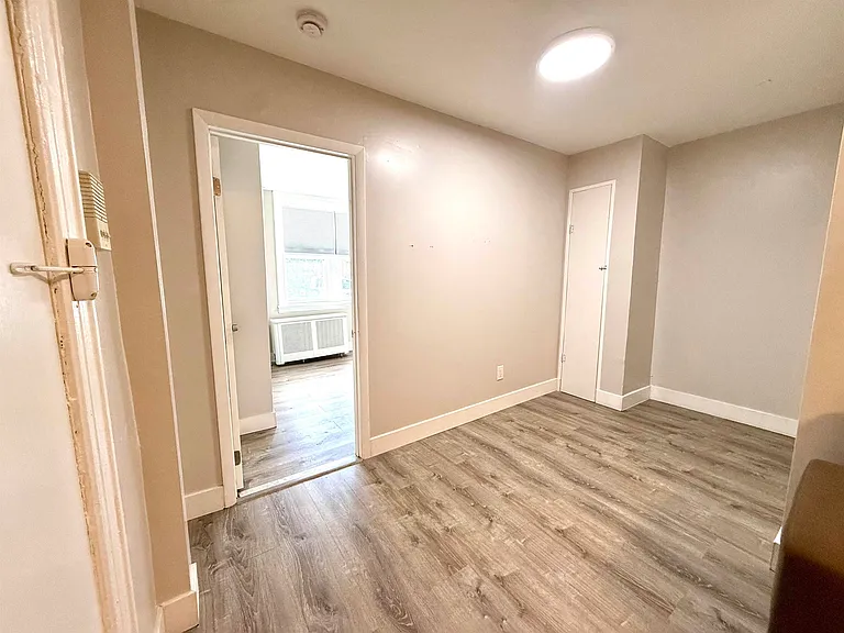 8610 John F Kennedy Blvd #1 — Photo 7