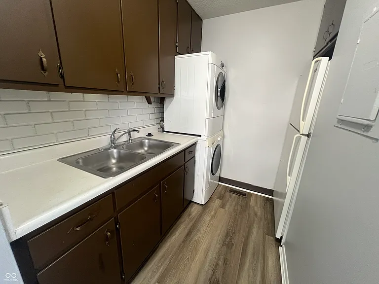 6436 Lupine Ter — Photo 4