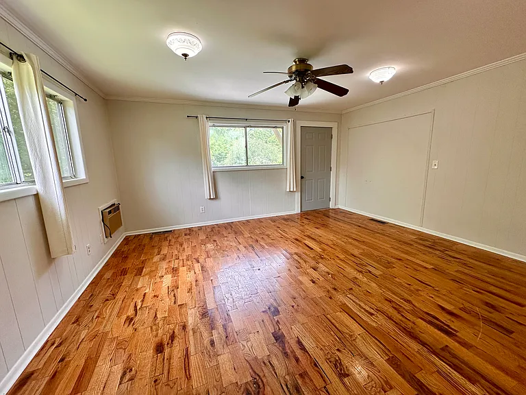 4215 Old Norcross Rd — Photo 18
