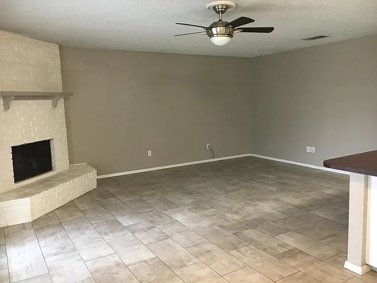 5909 Woodsetter Ln — Photo 3