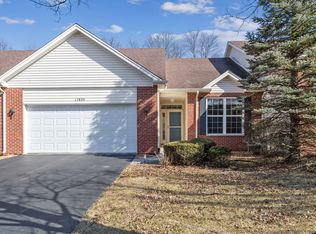 17025 Mendota Dr, Lockport, IL 60441
