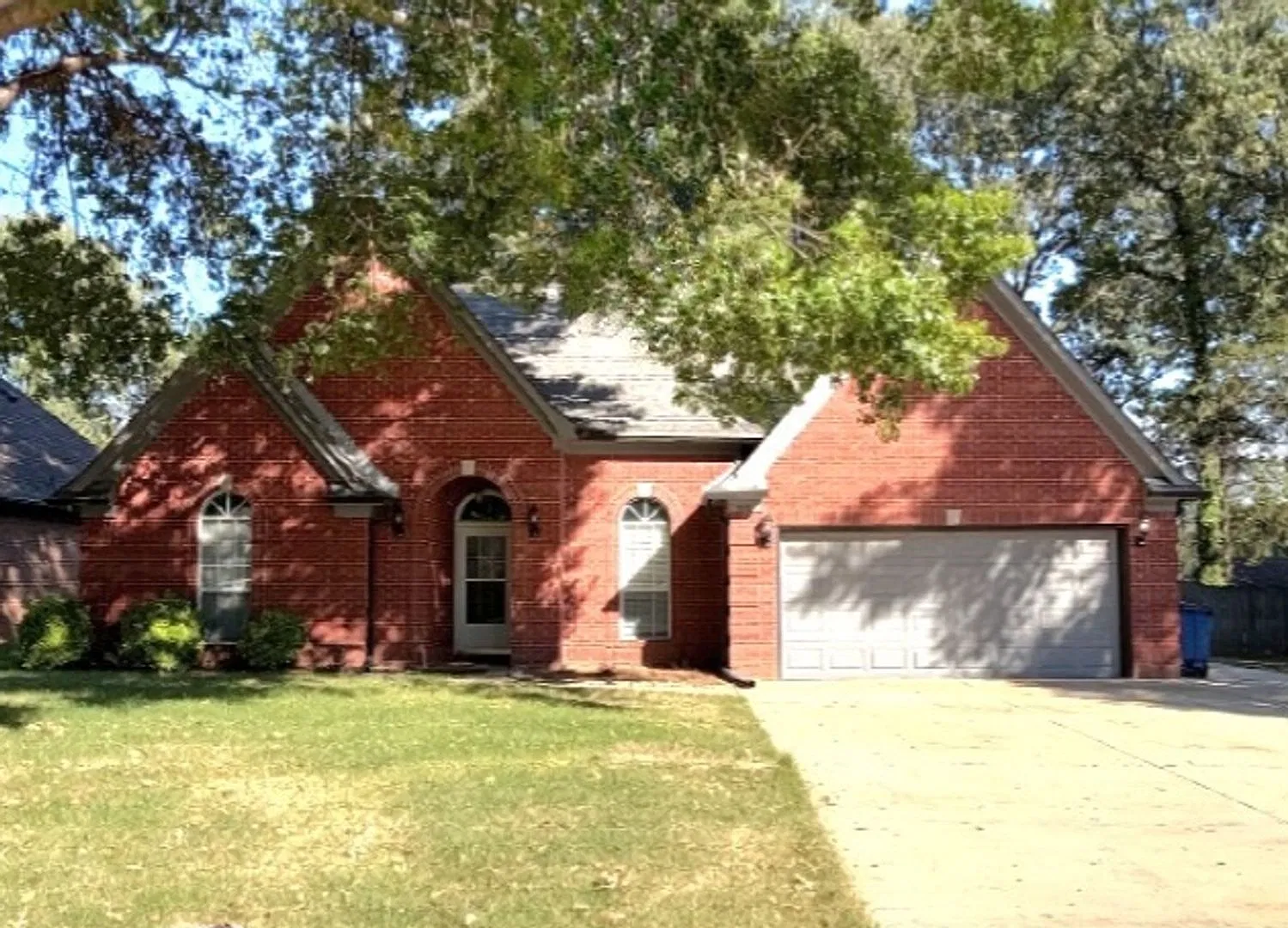 Close To Olive Branch High School! — Photo 1