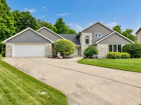 1313 Woodglen Cir, Bellefontaine, OH 43311