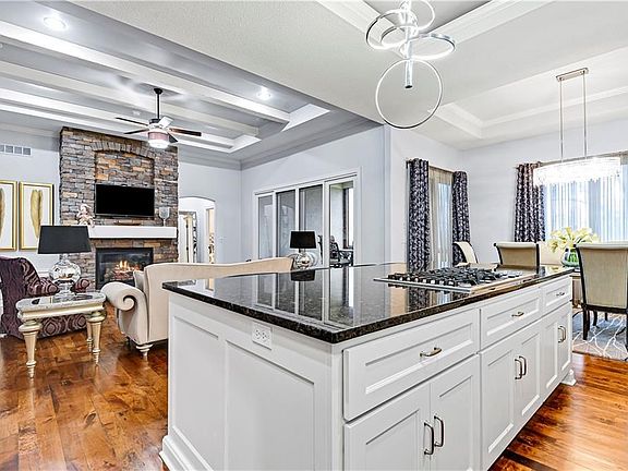 2nd image of 6190 Southlake Dr