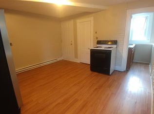 405 Manchester St #13, Manchester, NH 03103