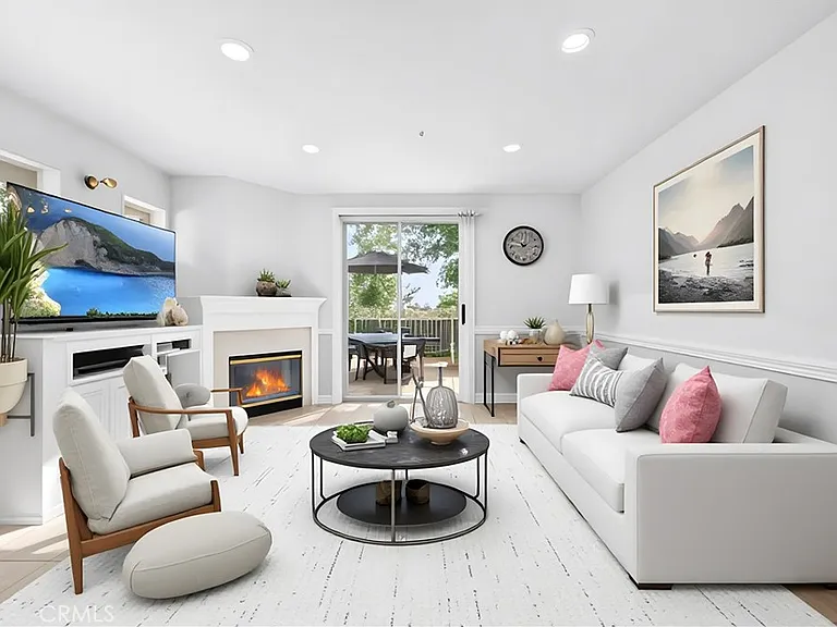 32 Carlsbad Ln — Photo 8
