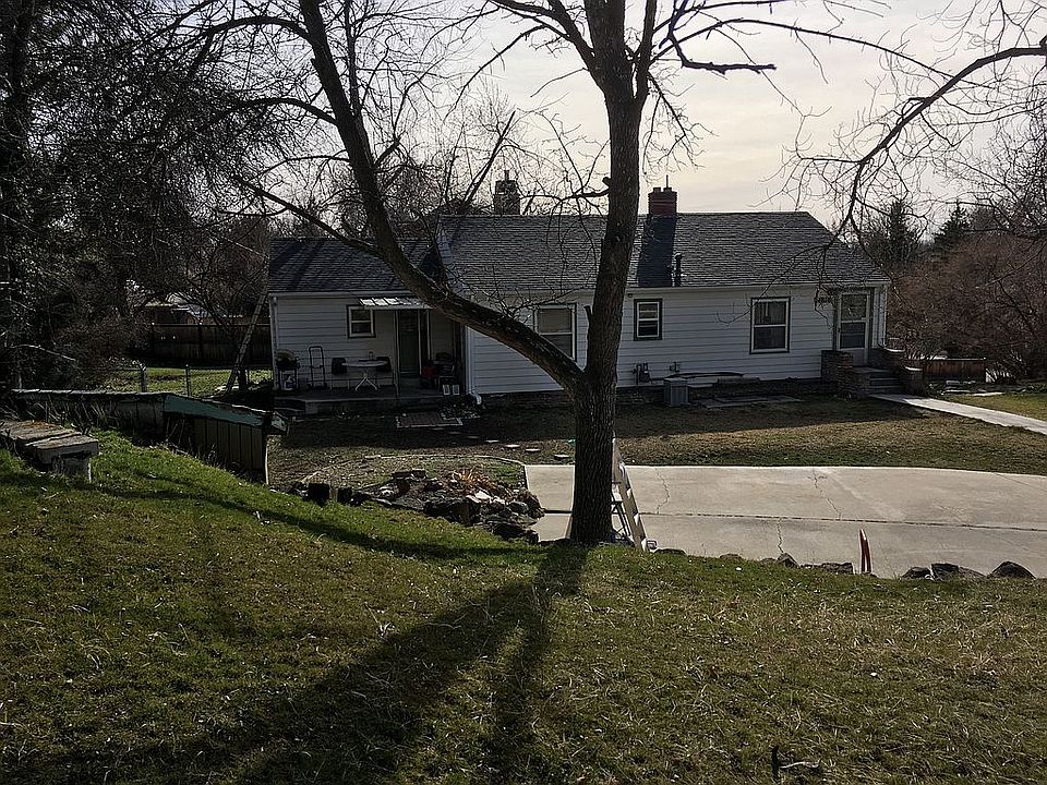 2nd image of 4818 N Shirley Ave