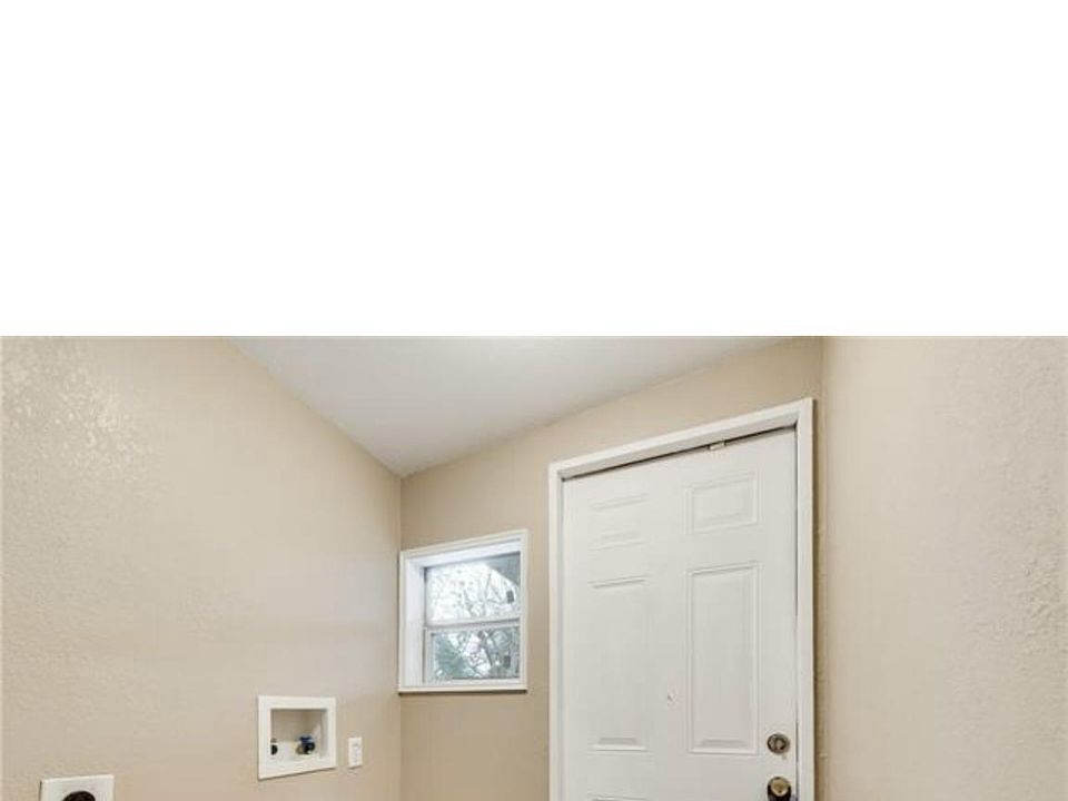 1st image of 3433 N Littlejohn Ave