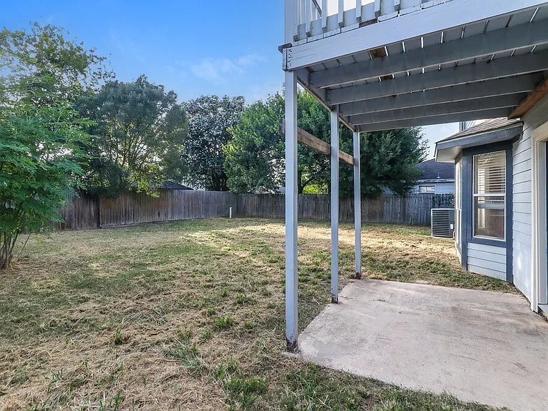 8310 Woodland Willows Dr — Photo 17