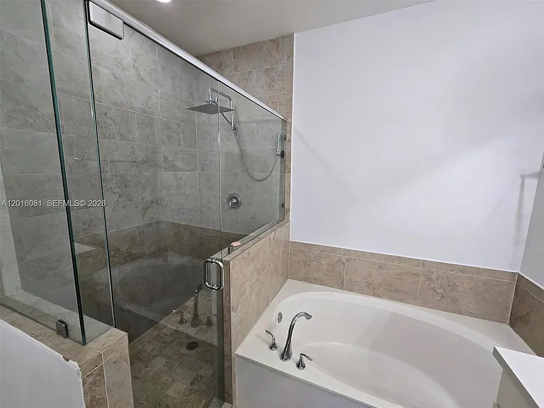 5810 NW 104th Path #5810 — Photo 41
