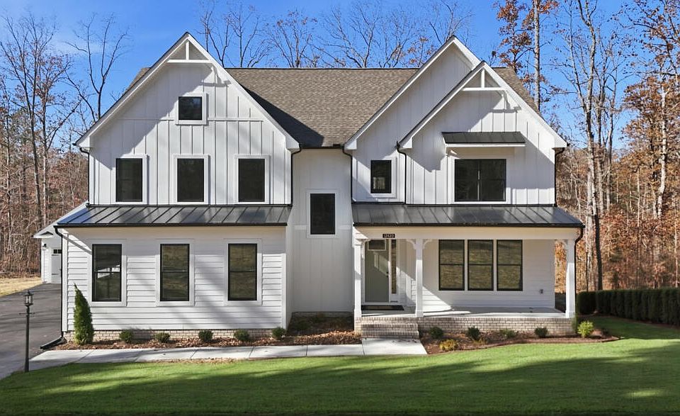 These photos are representative of this floor plan, but all options may not be available in every co