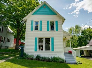 10 Highland Ave, Warsaw, NY 14569