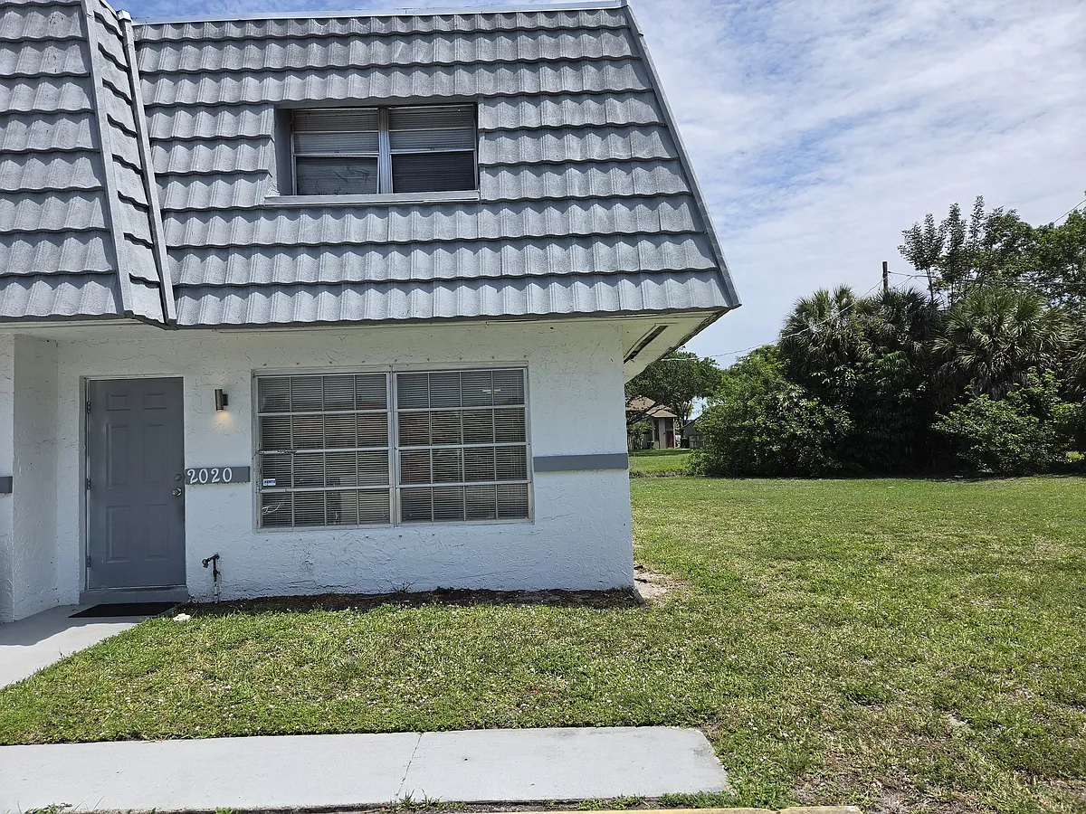 Building Photo - 2020 NW 59th Ter #2020