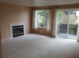 1832 S King St APT A, Seattle, WA 98144