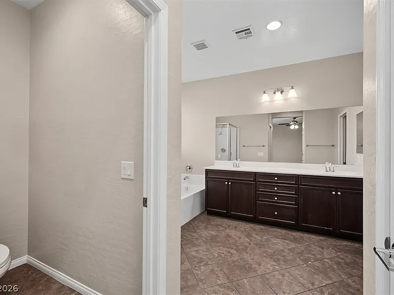 10429 Deer Heights St — Photo 12