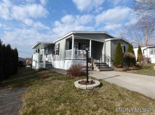 9 Kris Ann Dr, New Hartford, NY 13413