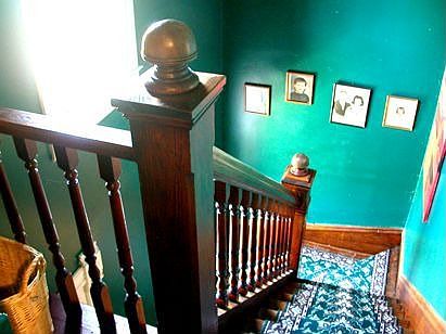 Winding staircase