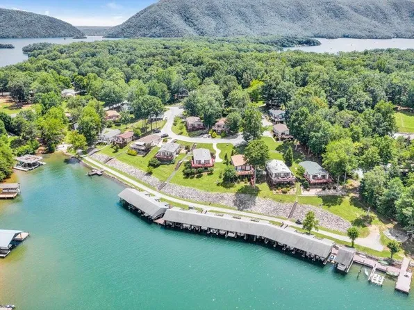 300 Mill Lake Rd, Huddleston, VA 24104