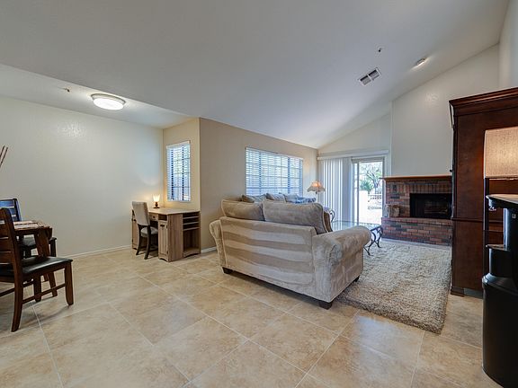 3rd image of 23520 N 75th Pl